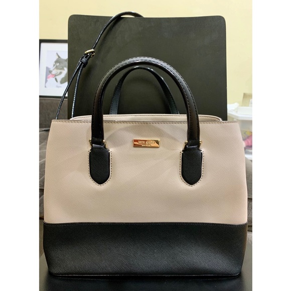 kate spade Handbags - Kate Spade satchel purse cross bag